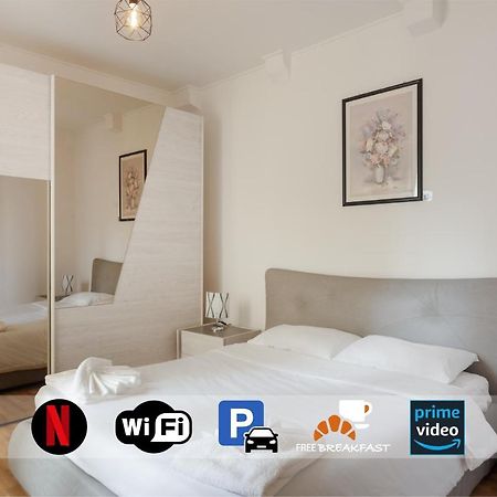 Suite Foscolo, In Piazza A トリエステ エクステリア 写真