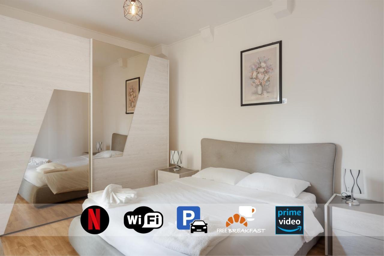 Suite Foscolo, In Piazza A トリエステ エクステリア 写真