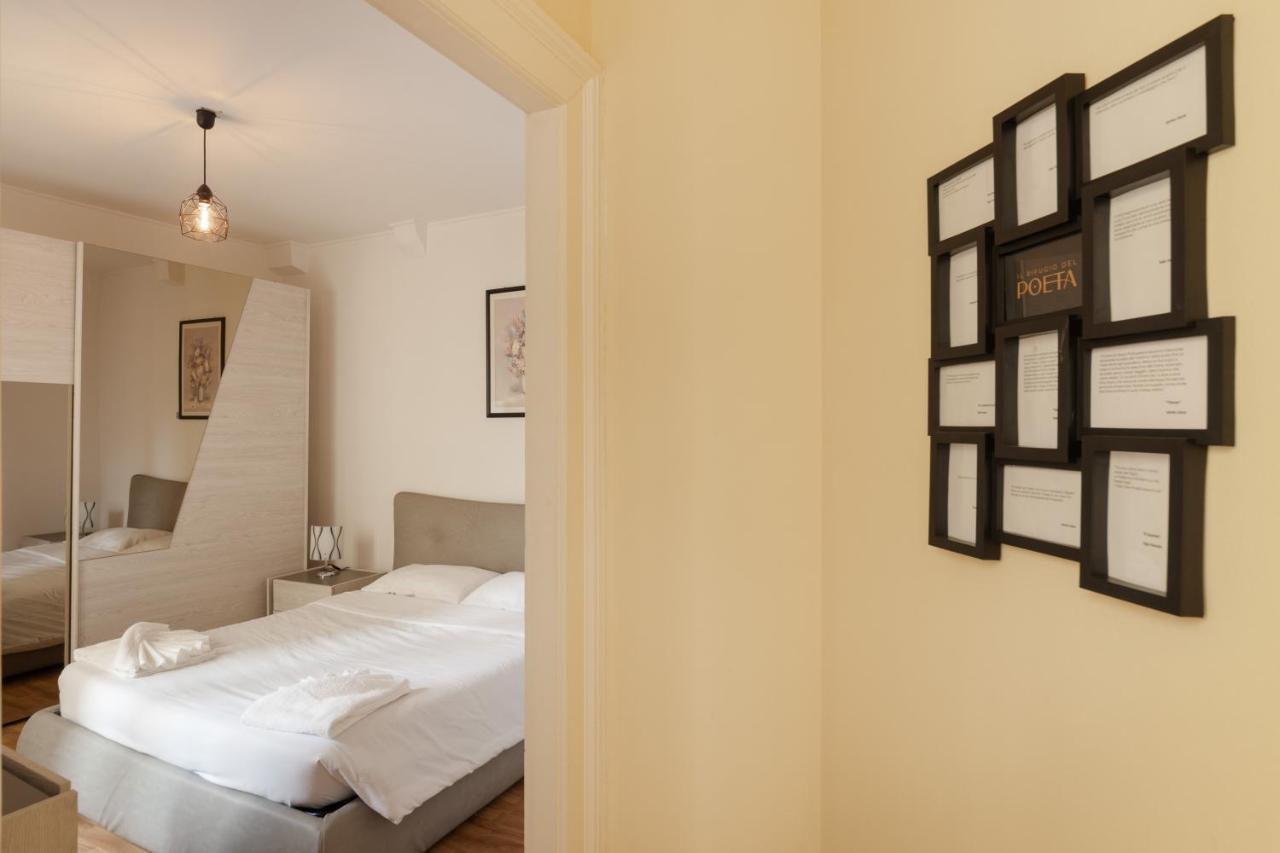 Suite Foscolo, In Piazza A トリエステ エクステリア 写真