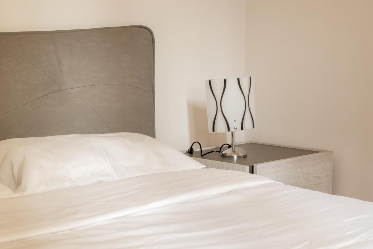 Suite Foscolo, In Piazza A トリエステ エクステリア 写真